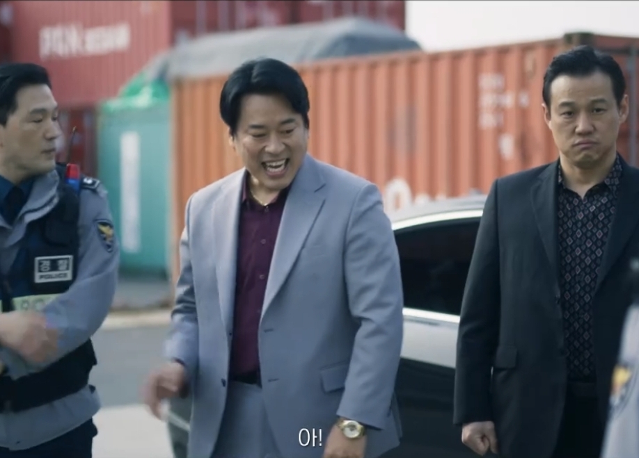 Fifty Percent Episode 8 Recap: “It Is Absolutely Not a Coincidence,” Bong Je-soon’s Identity, and Prosecutor Kang’s Crucial Clue scene image 6