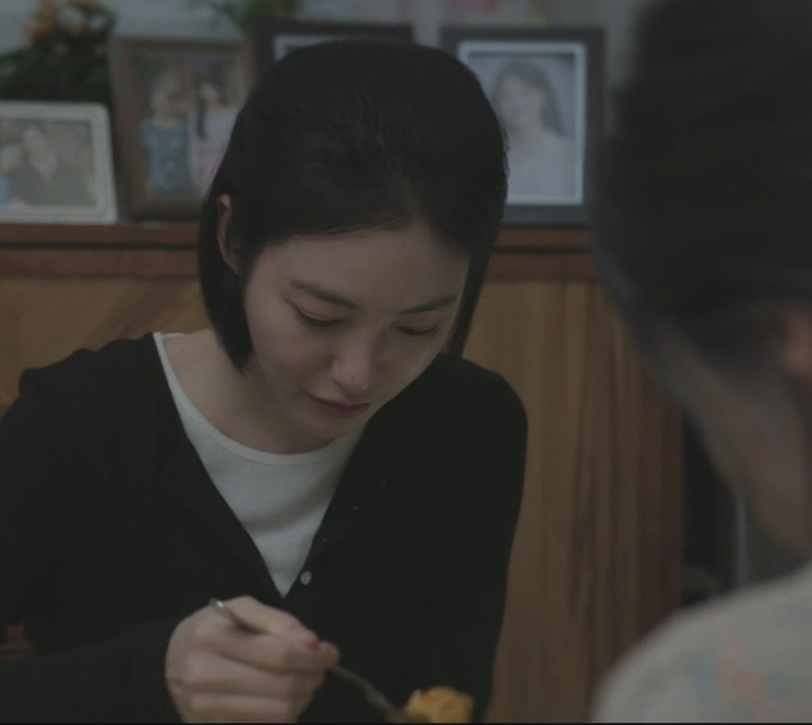 Doctor Island Boy episode 5 scene 11