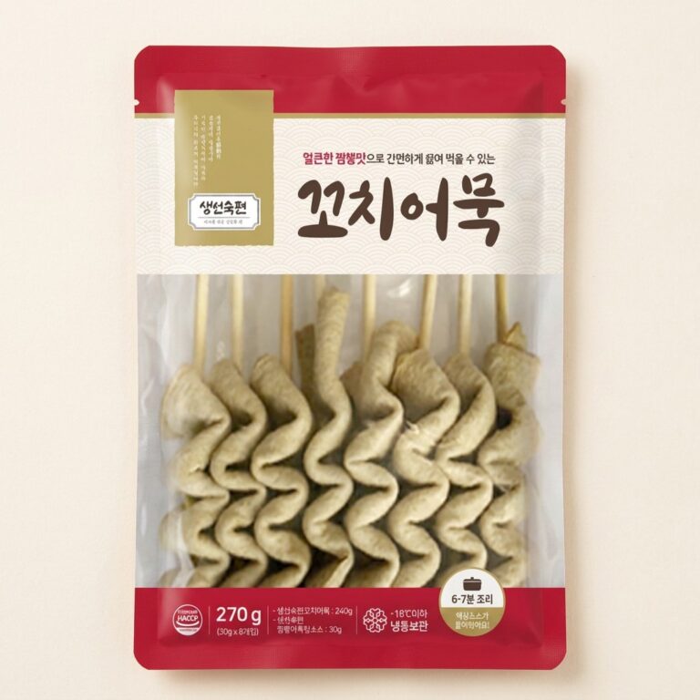 생선숙편 꼬치어묵 칼칼한 짬뽕탕 소스까지 들어있어 저녁 반찬 걱정 덜었네요