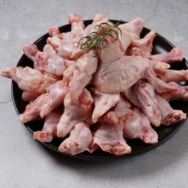 믿지육 냉동 닭 윙 봉 통날개 2kg 1팩, 이 가격이면 치킨값 제대로 굳히네요 5
